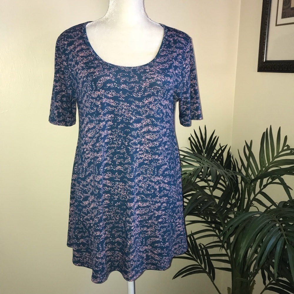 LuLaRoe Stretch Flowy Top S Blue